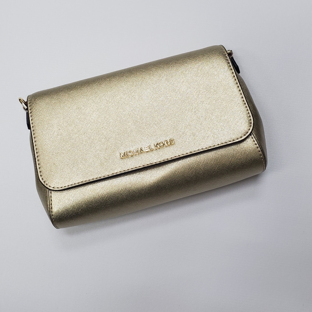 NWT Michael Kors Jet Set item Medium convertible